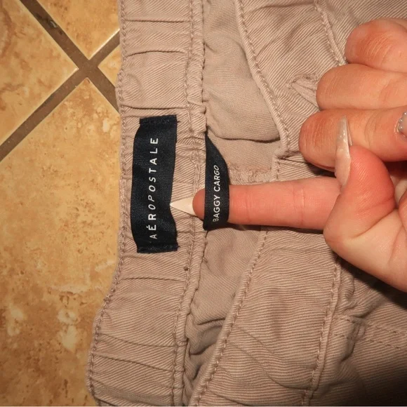 Aeropostale Baggy Cargo Women or Men pants - Picture 4 of 5